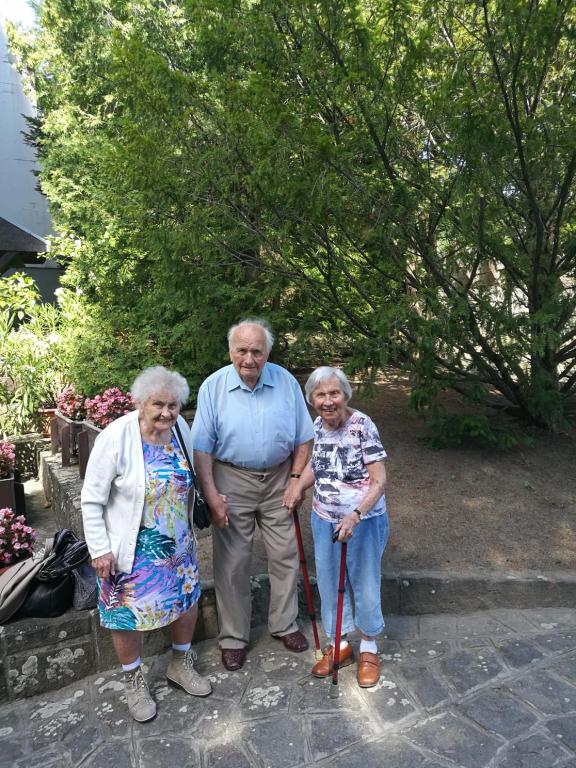 #santegidiosummer sur les rives du Danube : les personnes âgées de Budapest emmènent la solidarité en vacances